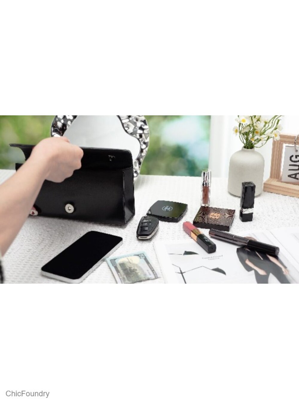 Envelope Clutch Purse for Women, Vegan Leather Evening Bag with Detachable - Picture 6 of 6